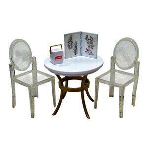 RAINBOW HIGH Doll House Furniture White Kitchen Table 2 Clear Chairs plus Extras